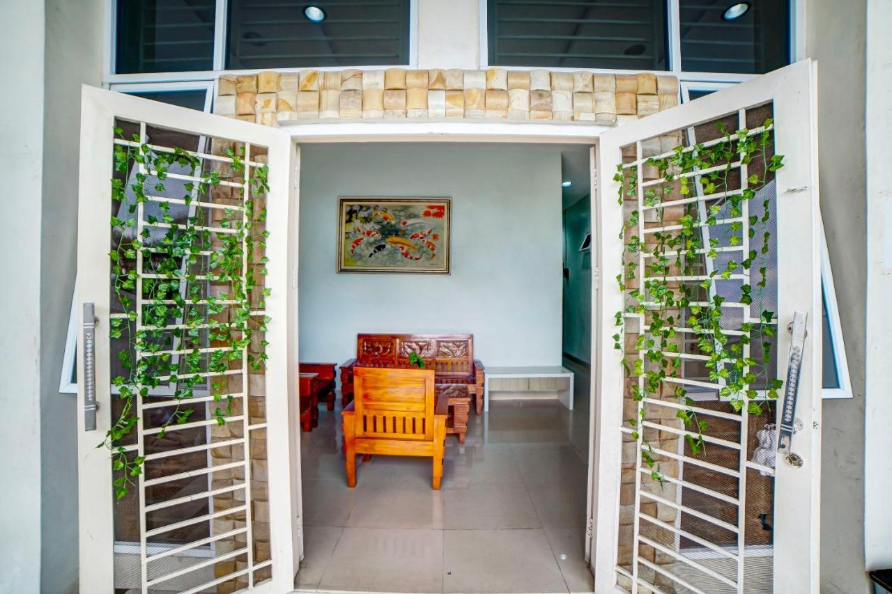 Oyo 91170 Ayahanda Residence Medan Kültér fotó