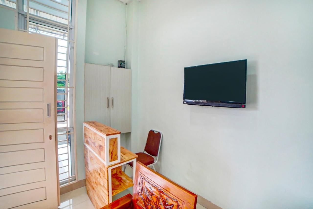 Oyo 91170 Ayahanda Residence Medan Kültér fotó